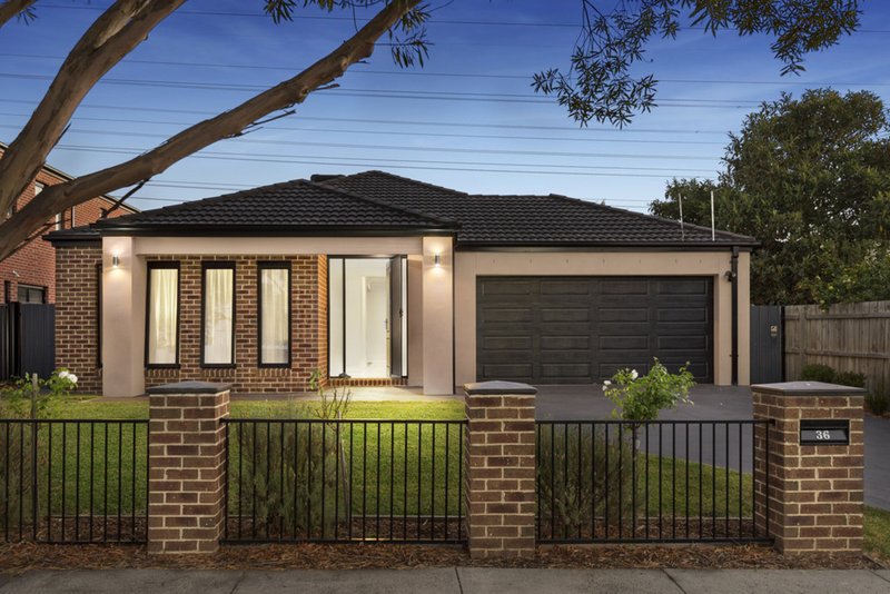 36 Johnson Drive, Glen Waverley VIC 3150