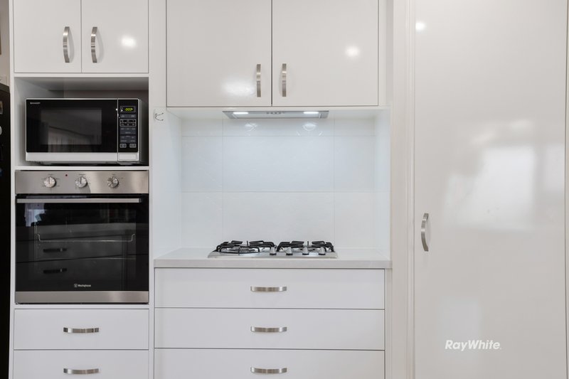 Photo - 36 Jonquil Circuit, Flinders View QLD 4305 - Image 3