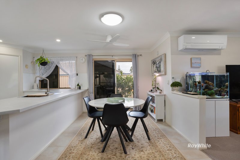 Photo - 36 Jonquil Circuit, Flinders View QLD 4305 - Image 5