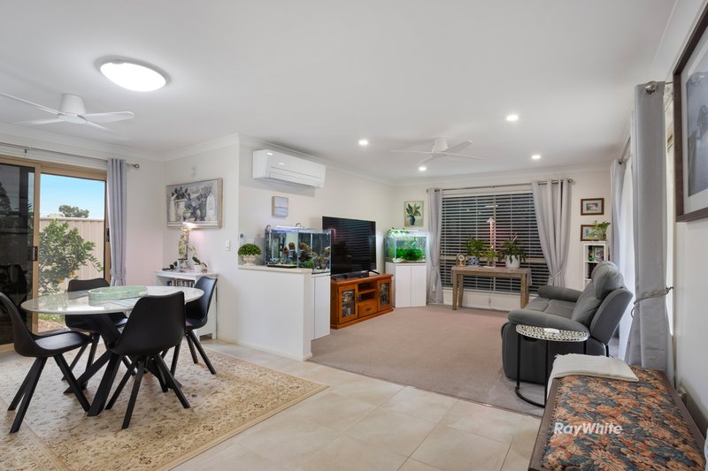 Photo - 36 Jonquil Circuit, Flinders View QLD 4305 - Image 6