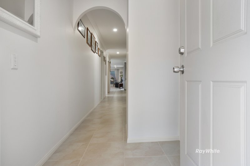 Photo - 36 Jonquil Circuit, Flinders View QLD 4305 - Image 14