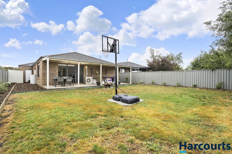 Photo - 36 Jordan Avenue, Delacombe VIC 3356 - Image 12