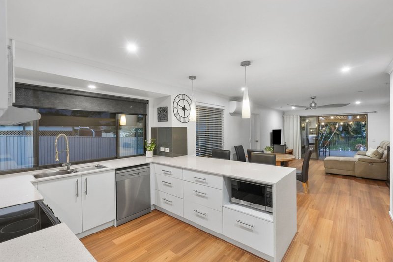 Photo - 36 Kaiser Drive, Windaroo QLD 4207 - Image 10