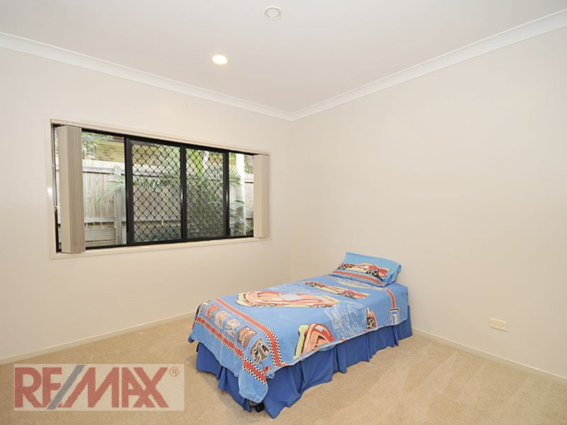 Photo - 36 Karri Place, Bridgeman Downs QLD 4035 - Image 20