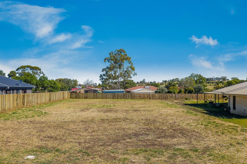 Photo - 36 Kellett Drive, Westbrook QLD 4350 - Image 5