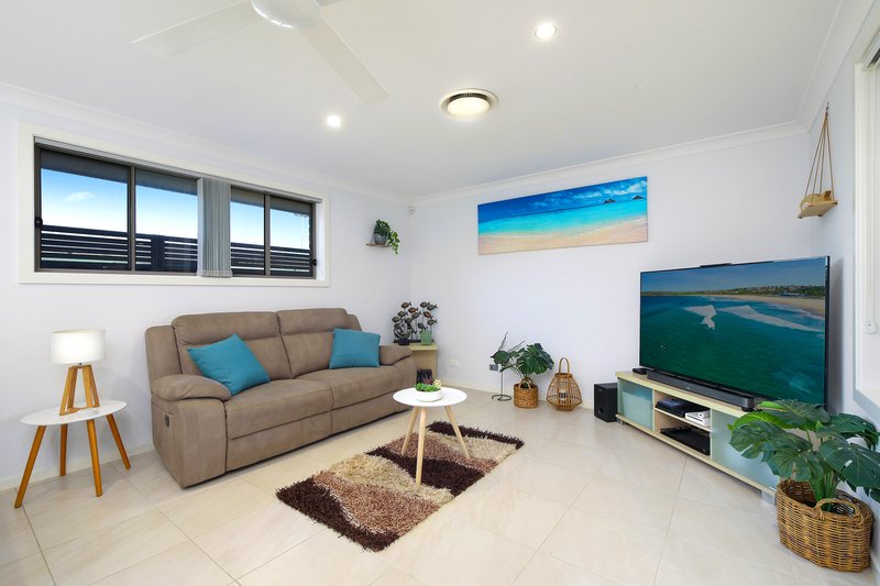 Photo - 3/6 King Street, Umina Beach NSW 2257 - Image 3