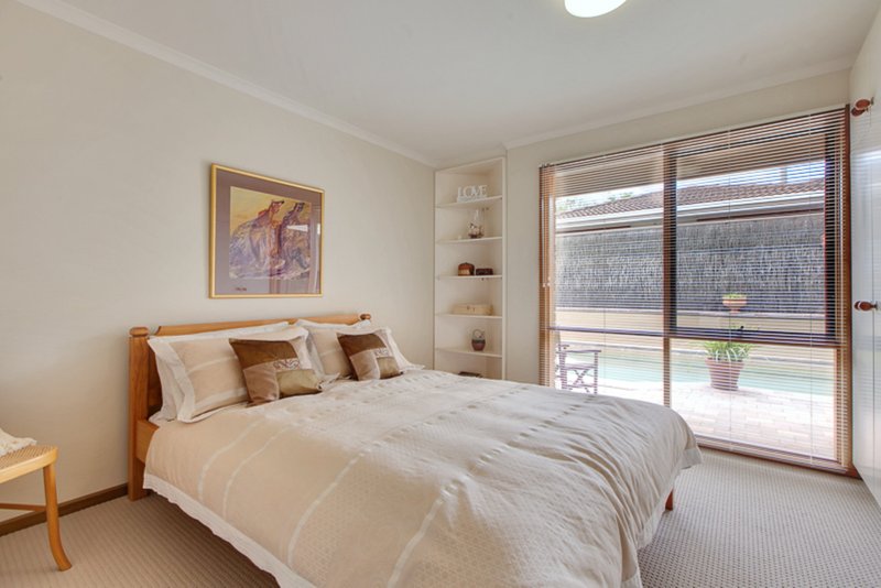 Photo - 36 Kingfisher Circuit, Flagstaff Hill SA 5159 - Image 19