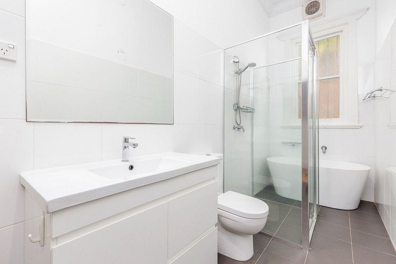 Photo - 36 Lamrock Avenue, Bondi Beach NSW 2026 - Image 7