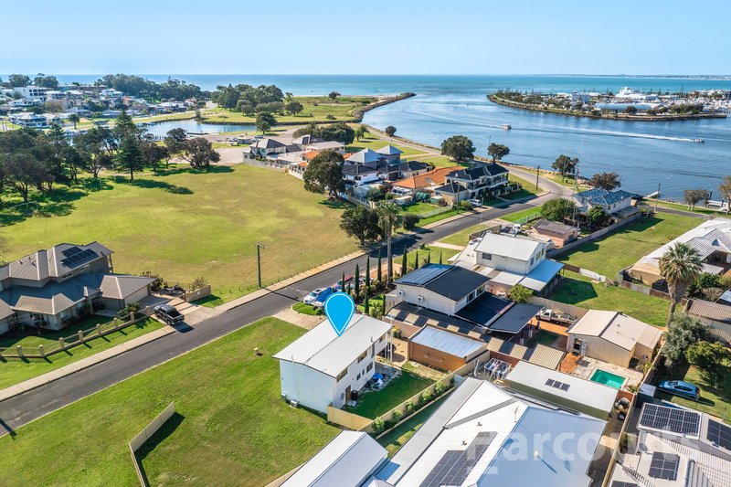 Photo - 36 Leighton Road East , Halls Head WA 6210 - Image 4