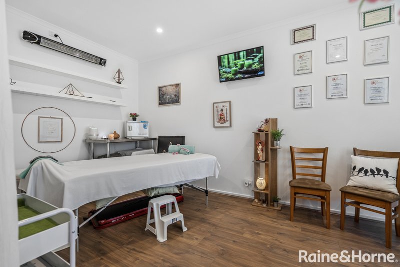 Photo - 36 Lime Street, Strathalbyn SA 5255 - Image 4