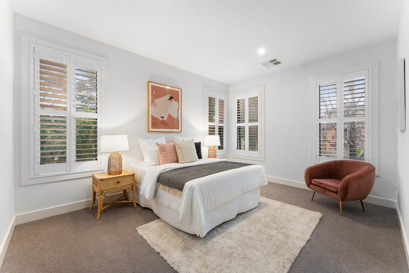 Photo - 36 Linlithgow Street, Mitcham VIC 3132 - Image 8