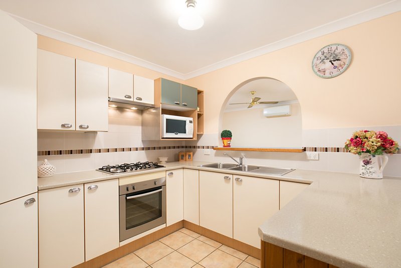 Photo - 36 Lithfield Place, Loganholme QLD 4129 - Image 6