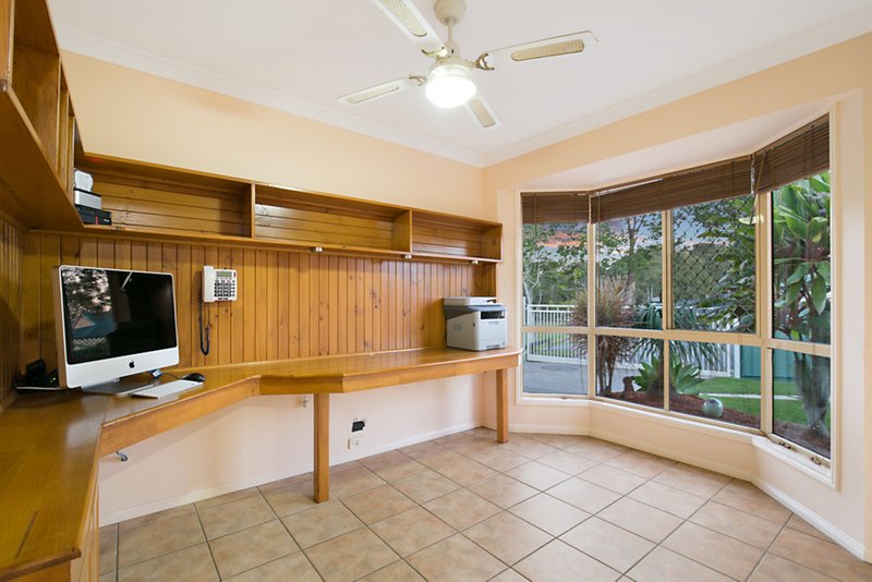 Photo - 36 Lithfield Place, Loganholme QLD 4129 - Image 11