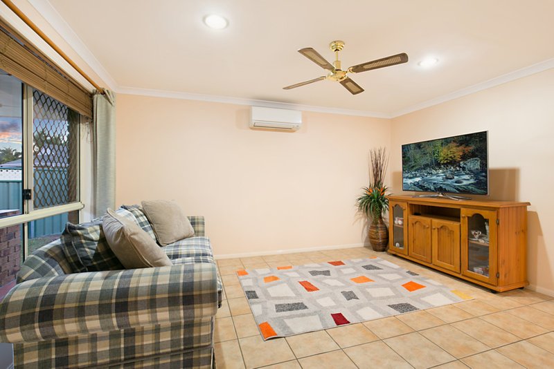 Photo - 36 Lithfield Place, Loganholme QLD 4129 - Image 14