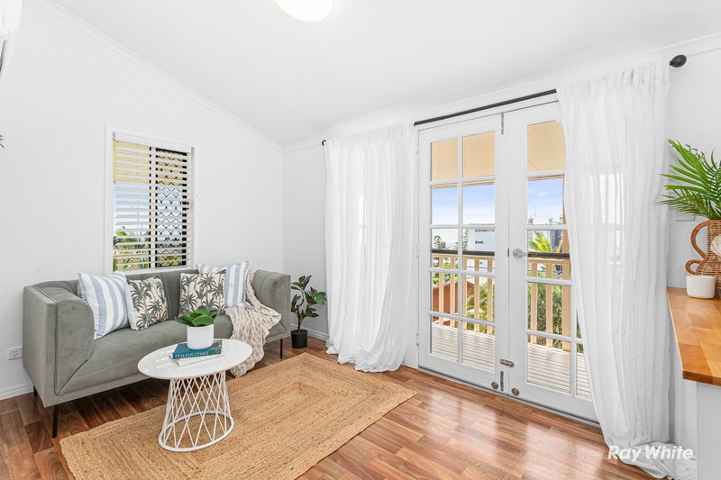 Photo - 3/6 Logan Lane, Yeppoon QLD 4703 - Image 4