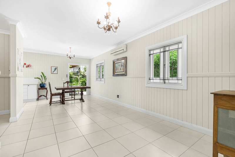 Photo - 36 Louis Street, Wynnum QLD 4178 - Image 9