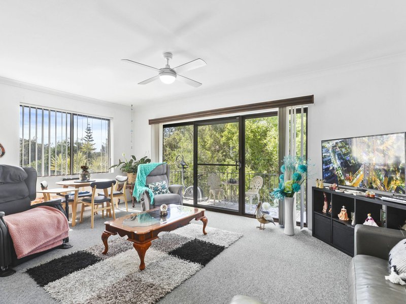 Photo - 3/6 Lynch Crescent, The Entrance North NSW 2261 - Image 2