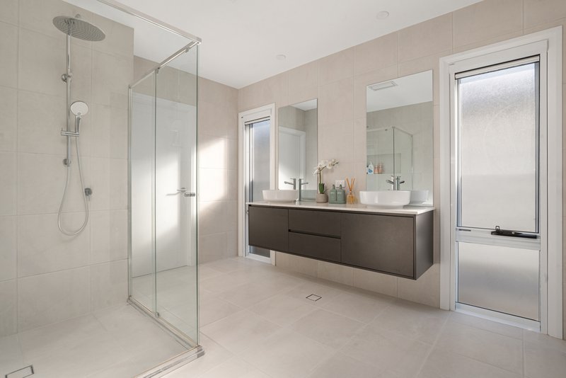 Photo - 36 Manso Crescent, Box Hill NSW 2765 - Image 10