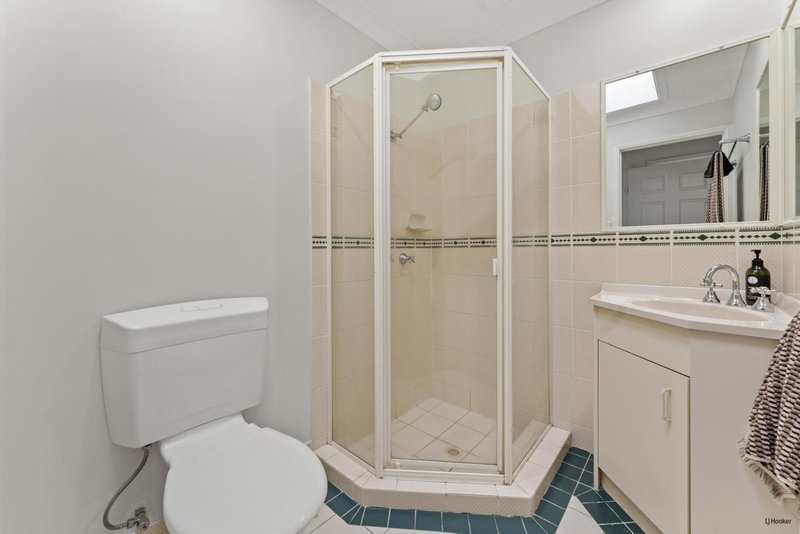 Photo - 3/6 Maranta Street, Elanora QLD 4221 - Image 6