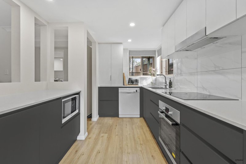 Photo - 3/6 Maranta Street, Elanora QLD 4221 - Image 18