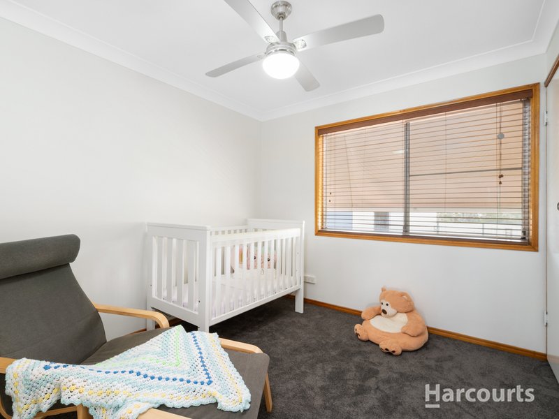 Photo - 36 Mayfair Drive, Browns Plains QLD 4118 - Image 11