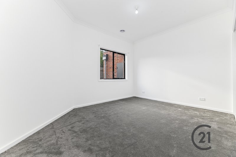 Photo - 3/6 Mckay Court, Dandenong North VIC 3175 - Image 8