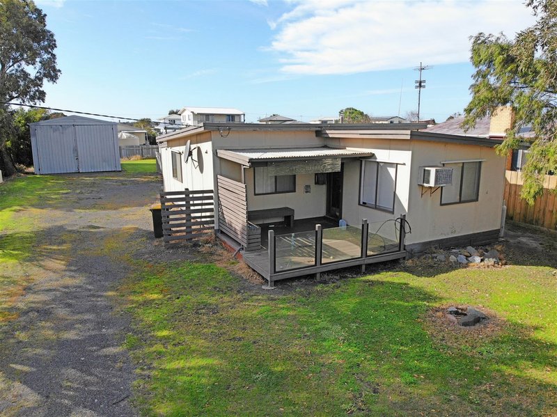 36 Mcloughlins Road, Mcloughlins Beach VIC 3874