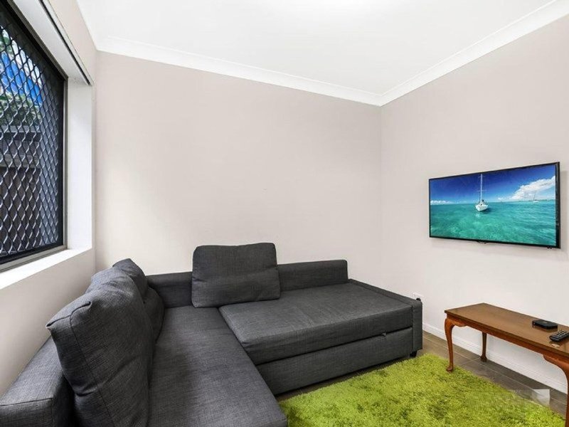 Photo - 3/6 Mcmaster Street, Nundah QLD 4012 - Image 4