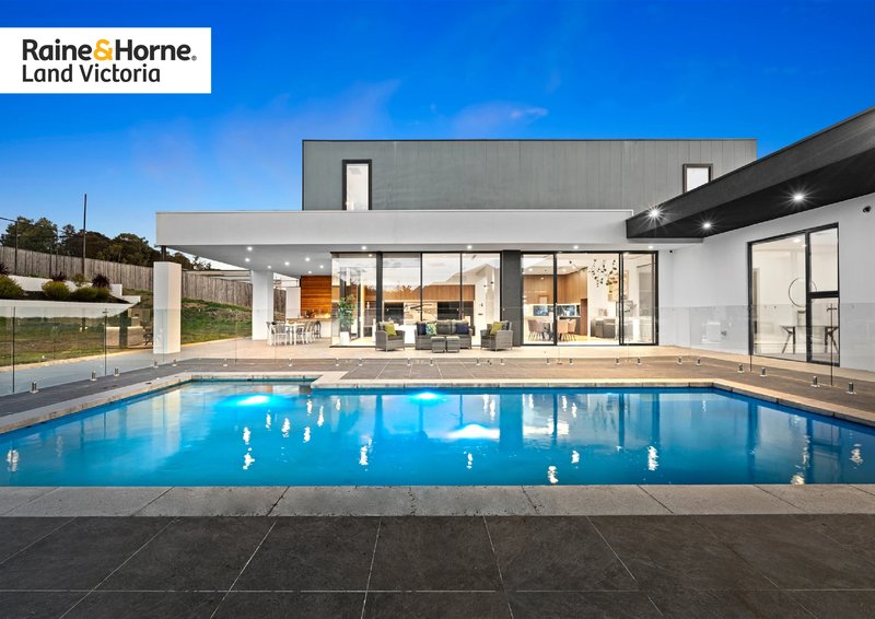 Photo - 36 Meridian Drive, South Morang VIC 3752 - Image 16
