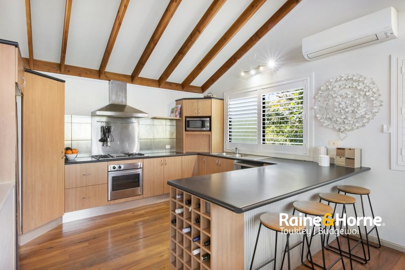 Photo - 36 Morley Avenue, Bateau Bay NSW 2261 - Image 6