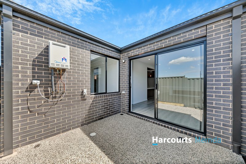 Photo - 36 Mound Avenue, Donnybrook VIC 3064 - Image 9