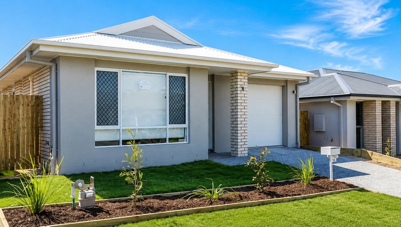 Photo - 36 Mount Pleasant Street, Park Ridge QLD 4125 - Image 2