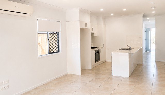 Photo - 36 Mount Pleasant Street, Park Ridge QLD 4125 - Image 3