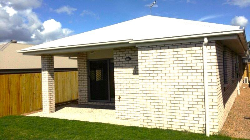 Photo - 36 Mount Pleasant Street, Park Ridge QLD 4125 - Image 10