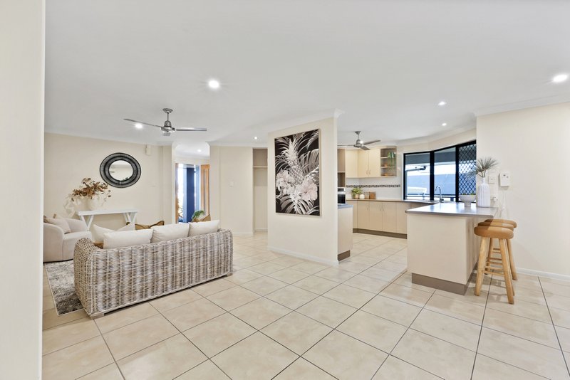 Photo - 36 Mulcahy Crescent, Eimeo QLD 4740 - Image 10