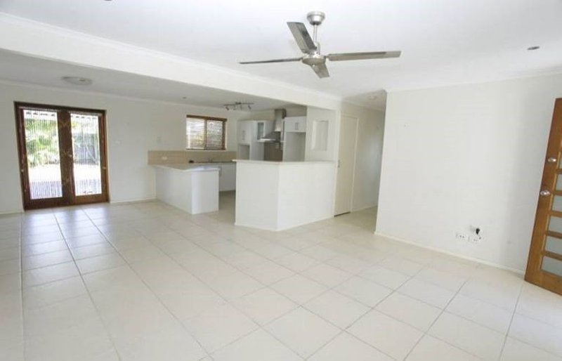 Photo - 36 Mulgani Street, Warana QLD 4575 - Image 4