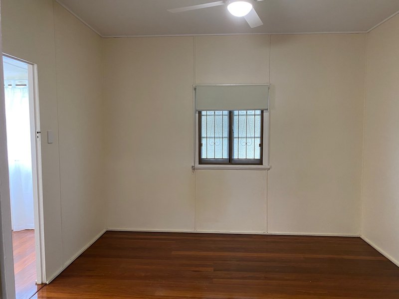 Photo - 36 Nearra Street, Deagon QLD 4017 - Image 4