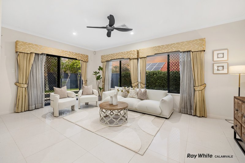 Photo - 36 Nigella Circuit, Drewvale QLD 4116 - Image 4