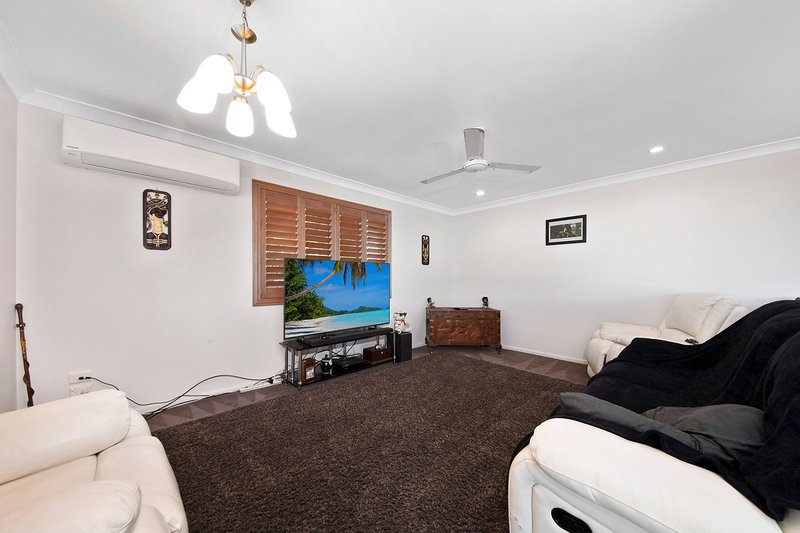 Photo - 36 Olympia Avenue, Pacific Heights QLD 4703 - Image 5