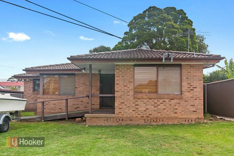 36 Orleans Crescent, Toongabbie NSW 2146