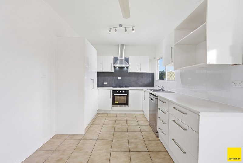 Photo - 36 Oxley Street, Edge Hill QLD 4870 - Image 7