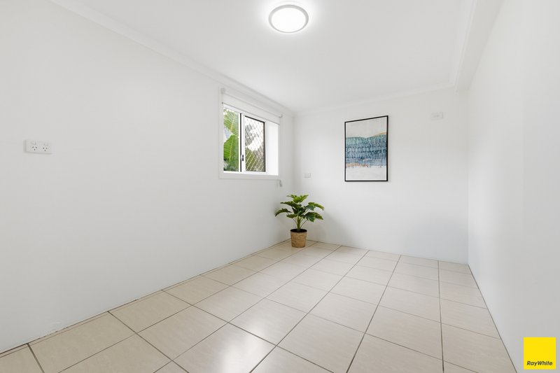 Photo - 36 Oxley Street, Edge Hill QLD 4870 - Image 18