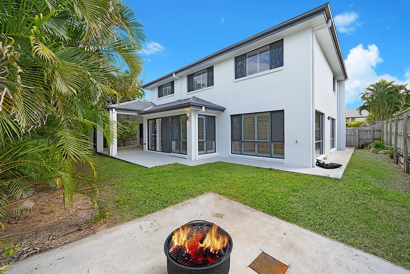 Photo - 36 Palmetto Place, Bridgeman Downs QLD 4035 - Image 2