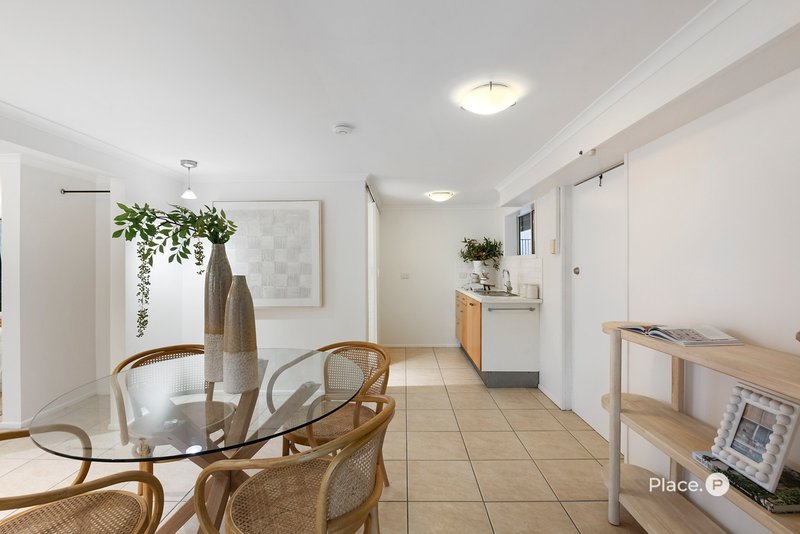 Photo - 36 Pampling Street, Camp Hill QLD 4152 - Image 4