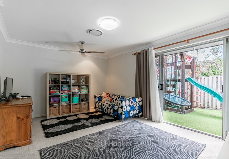 Photo - 36 Paperbark Crescent, Heathwood QLD 4110 - Image 7