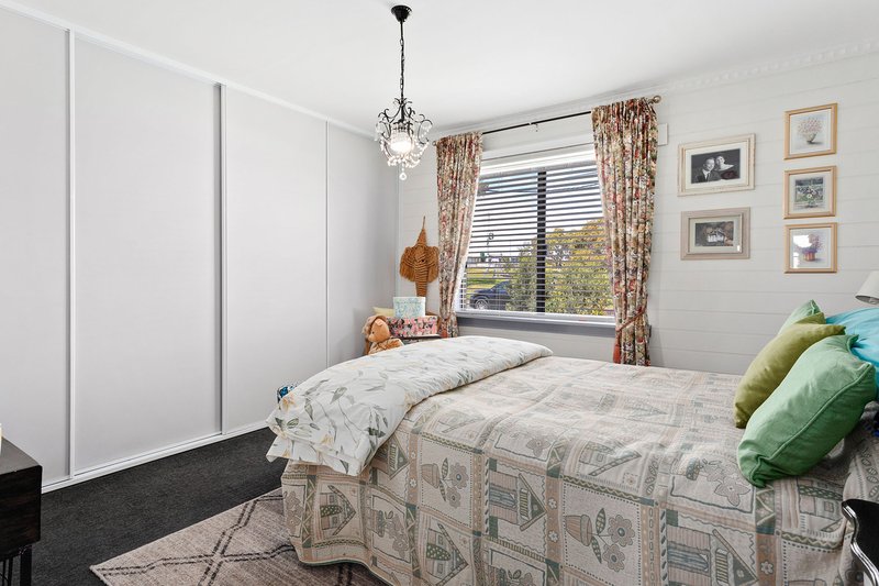 Photo - 36 Parish Crescent, George Town TAS 7253 - Image 6