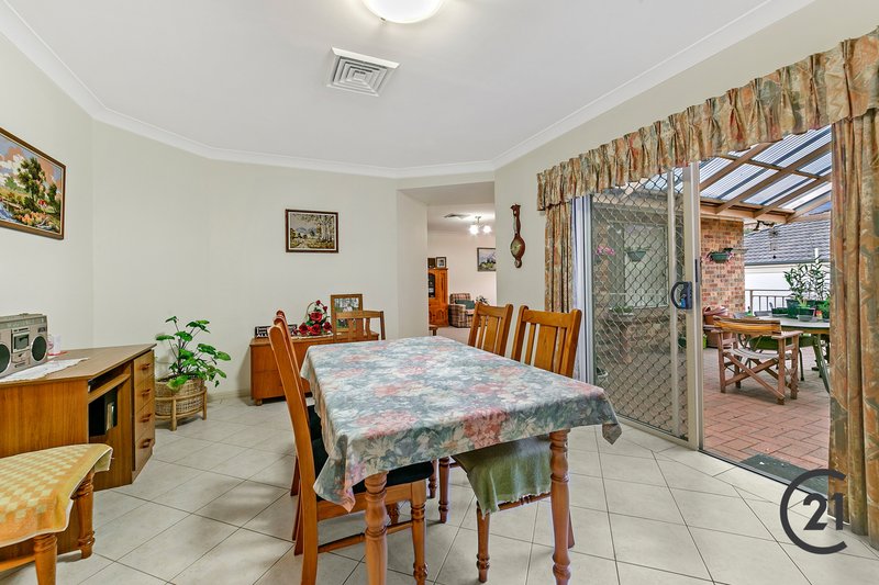 Photo - 36 Perisher Road, Beaumont Hills NSW 2155 - Image 12