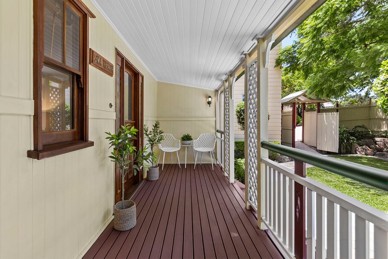 Photo - 36 Plucks Road, Arana Hills QLD 4054 - Image 2