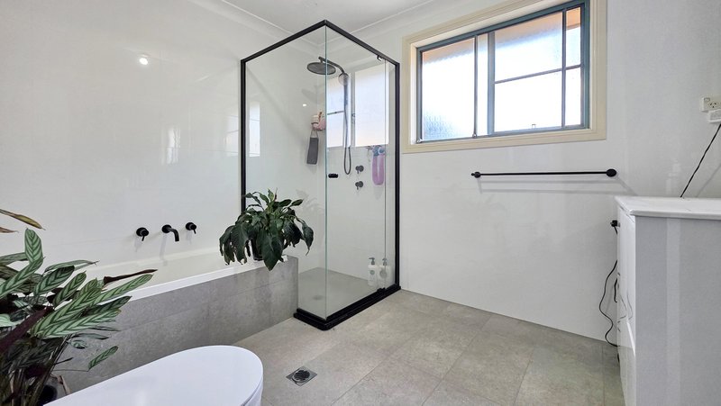 Photo - 3/6 Plum Close, Casula NSW 2170 - Image 9