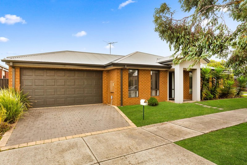 36 Pomegranate Way, Pakenham VIC 3810